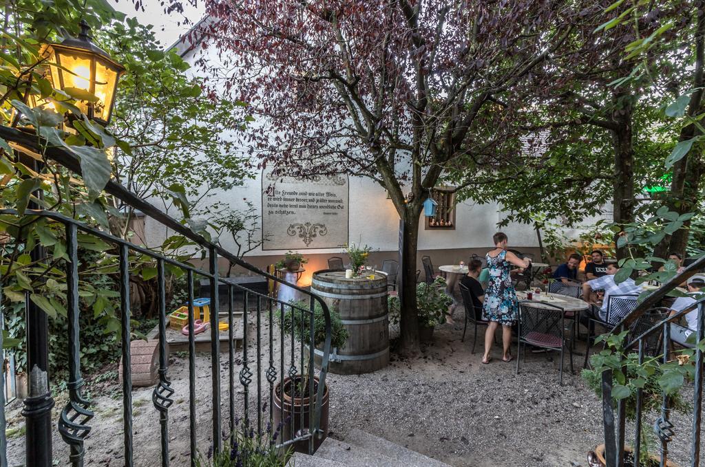 Hotel Loewen Garni Oberrimsingen 外观 照片