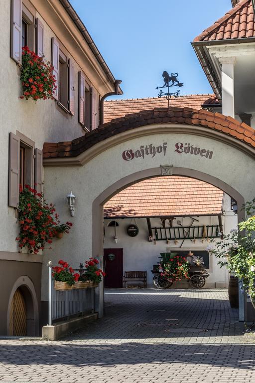Hotel Loewen Garni Oberrimsingen 外观 照片