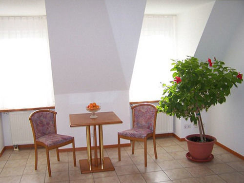Hotel Loewen Garni Oberrimsingen 外观 照片